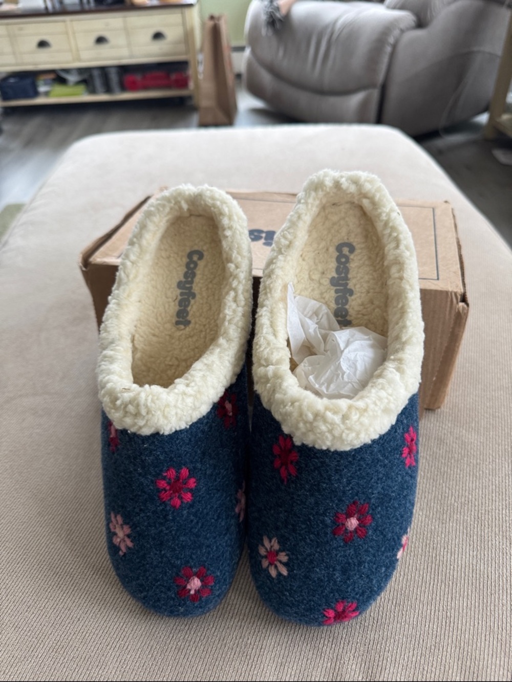Women's Navy Floral Sherpa-Lined Slip-Ons